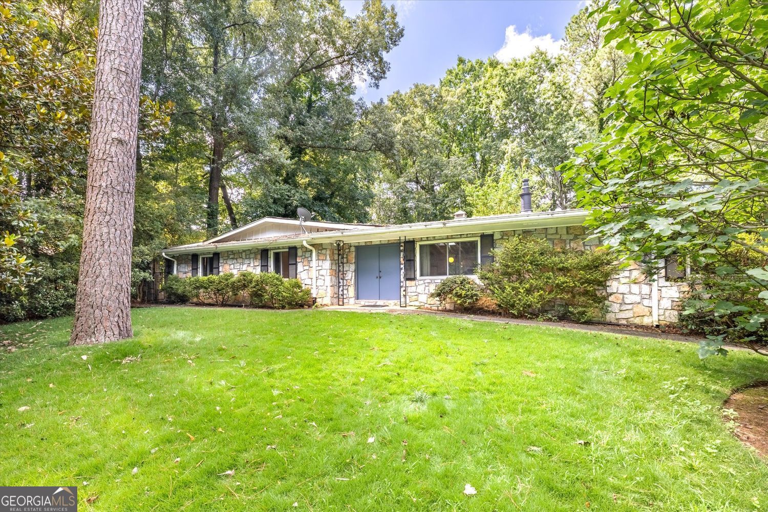 2619 Andover Drive Atlanta GA 30360