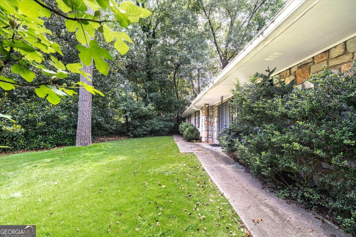 2619 Andover Drive Atlanta GA 30360