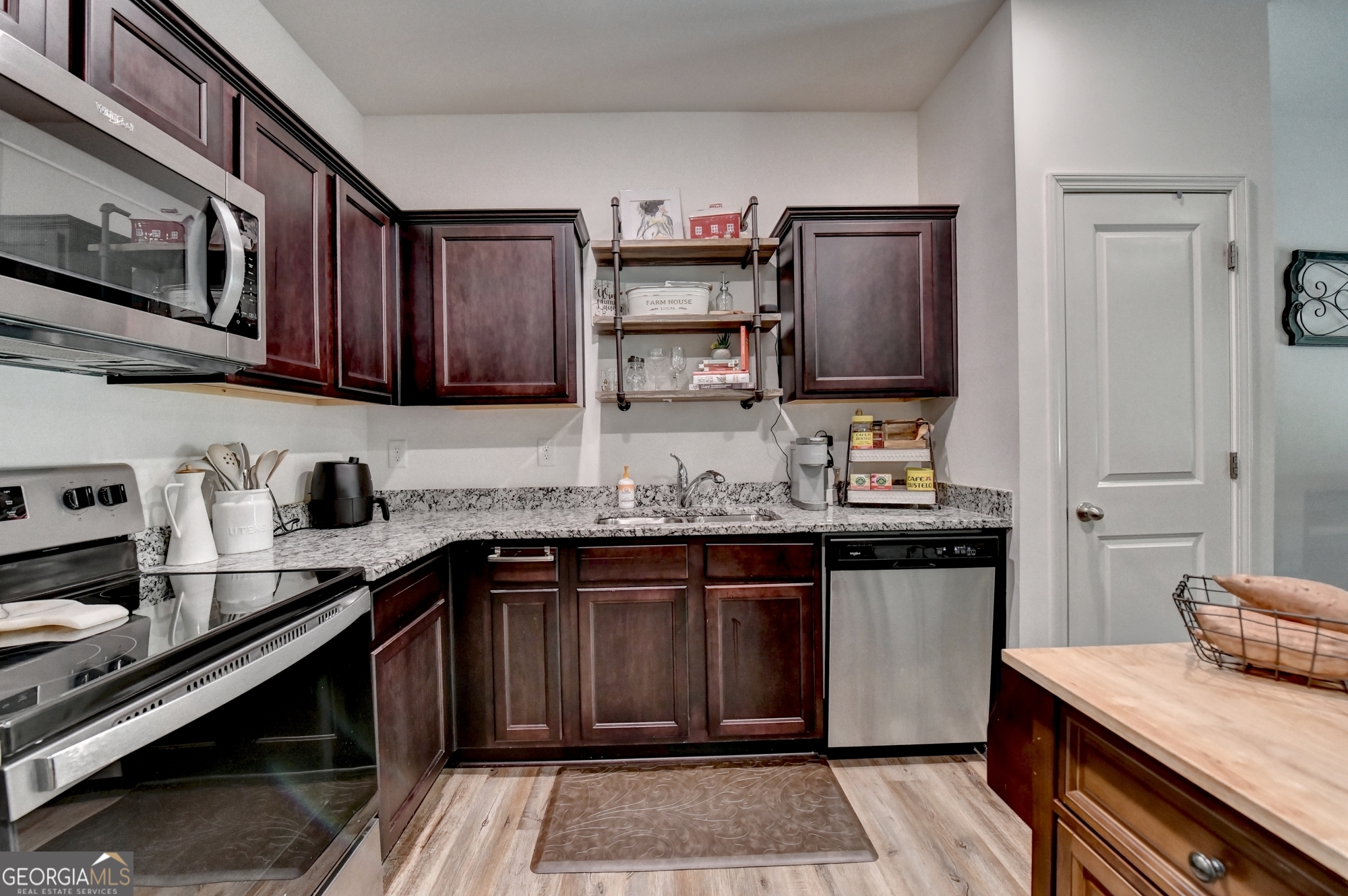 3079 Tarian Way Decatur GA 30034