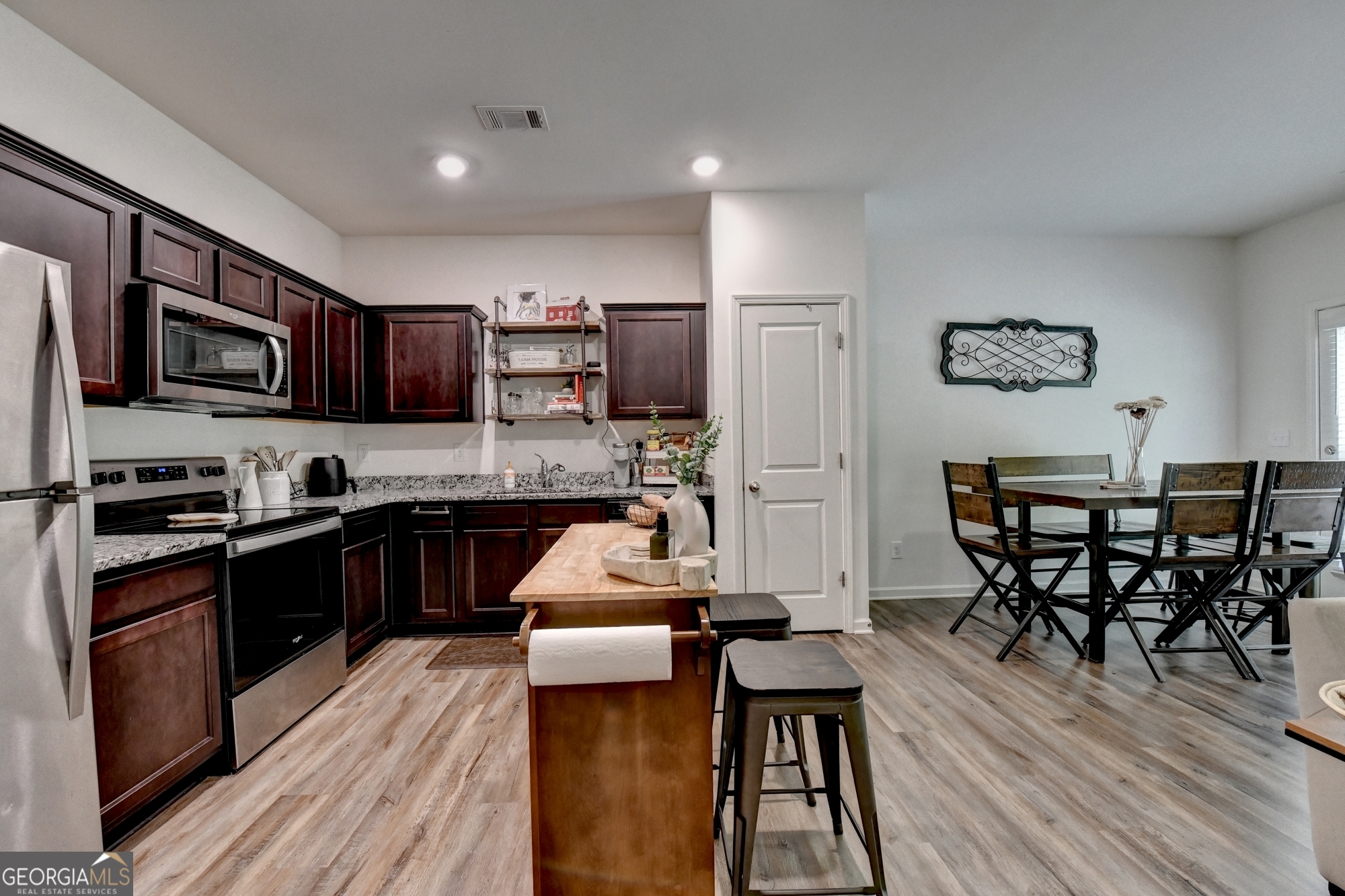 3079 Tarian Way Decatur GA 30034