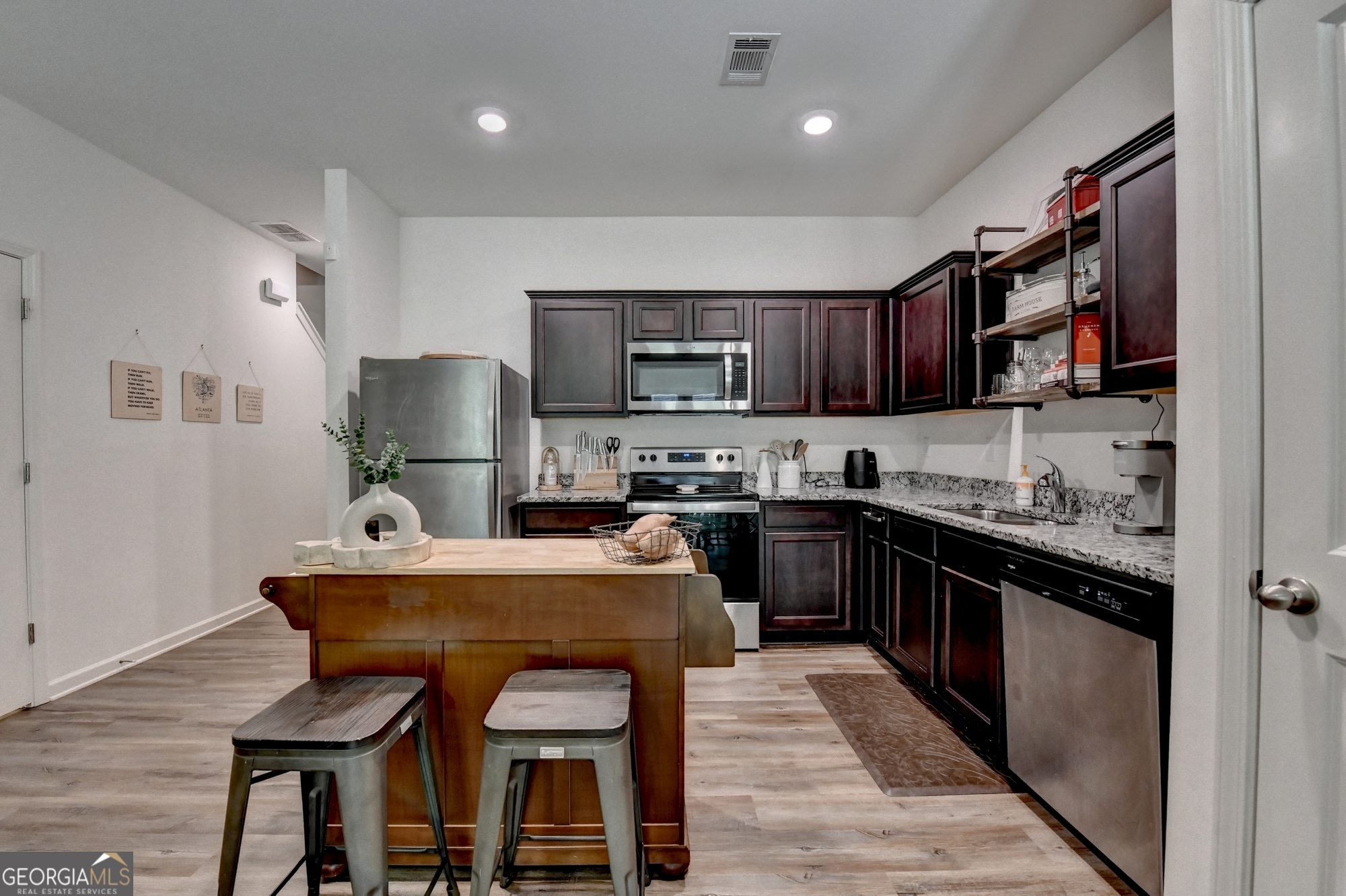 3079 Tarian Way Decatur GA 30034
