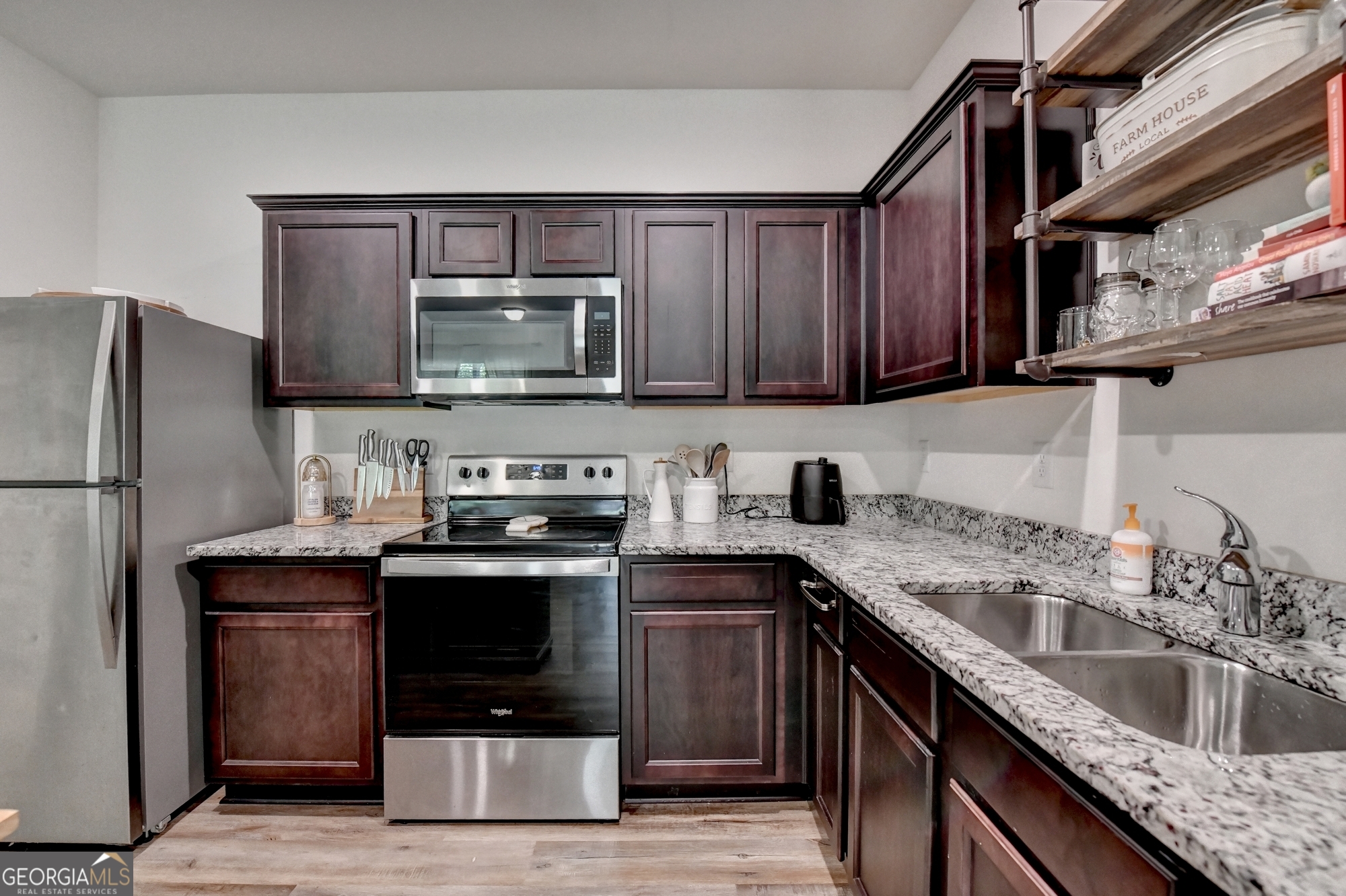 3079 Tarian Way Decatur GA 30034