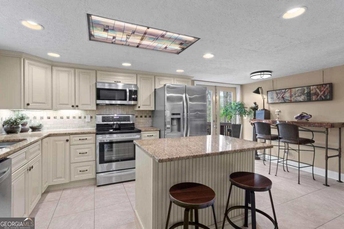 3865 Mabry Road NE Roswell GA 30075