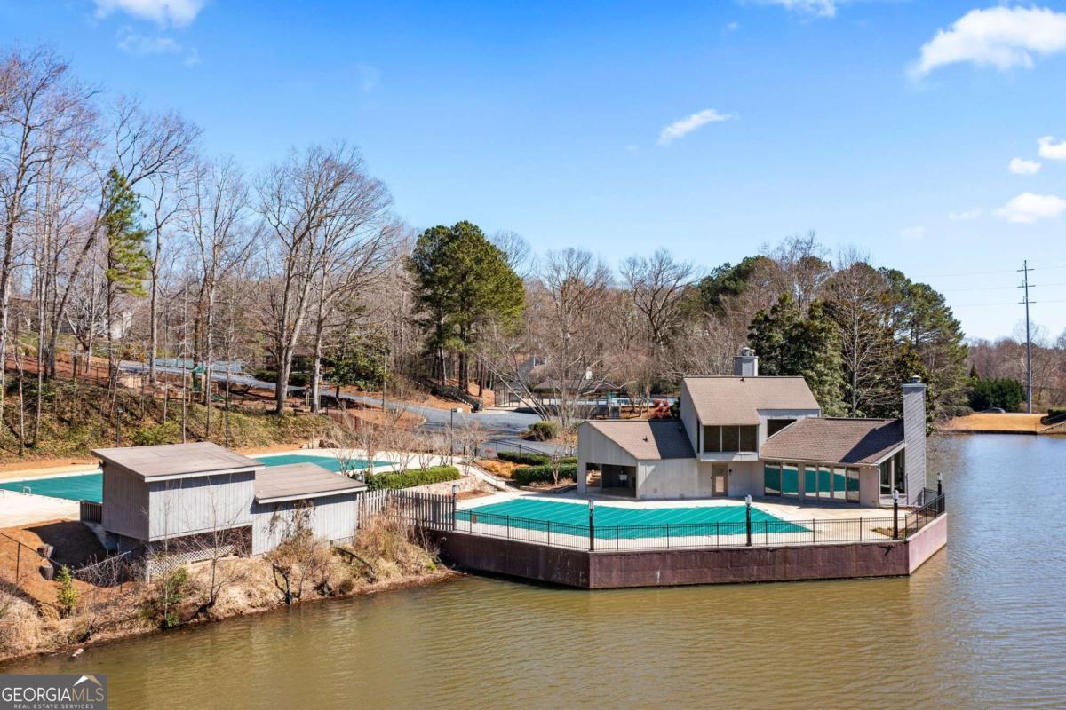 3865 Mabry Road NE Roswell GA 30075