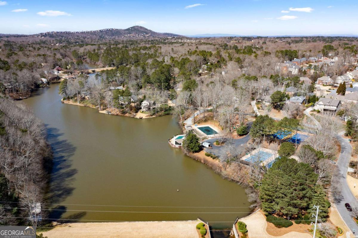 3865 Mabry Road NE Roswell GA 30075