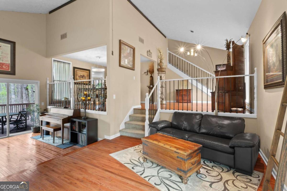 3865 Mabry Road NE Roswell GA 30075