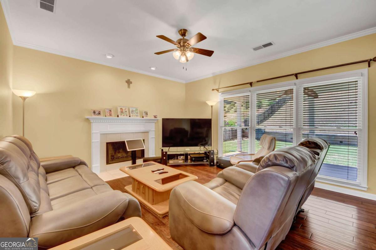 2150 Laurel Lake Drive Suwanee GA 30024