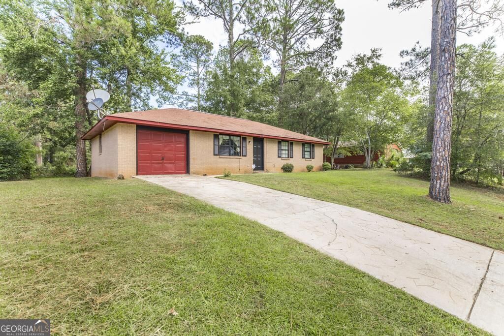 316 Peach Circle Fort Valley GA 31030