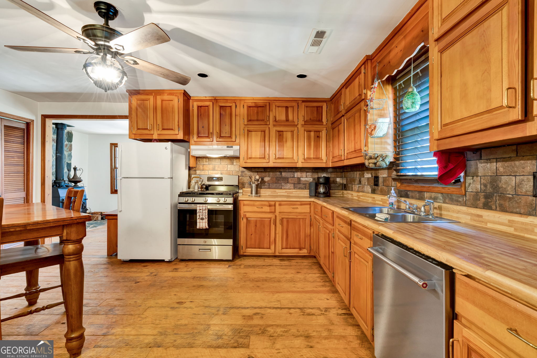 1099 Lickskillet Circle Epworth GA 30541