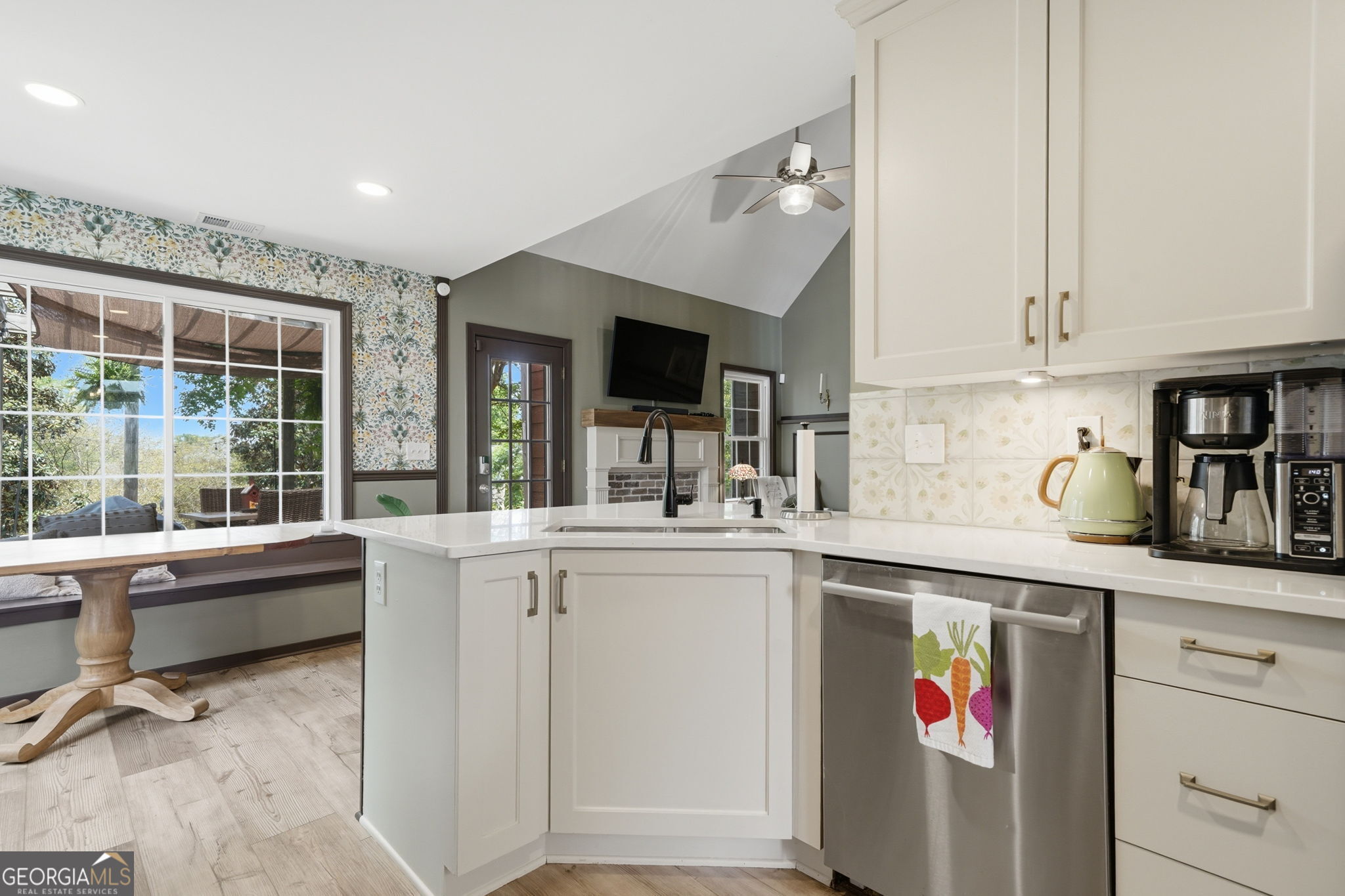 5080 Newpark Drive NW Acworth GA 30101