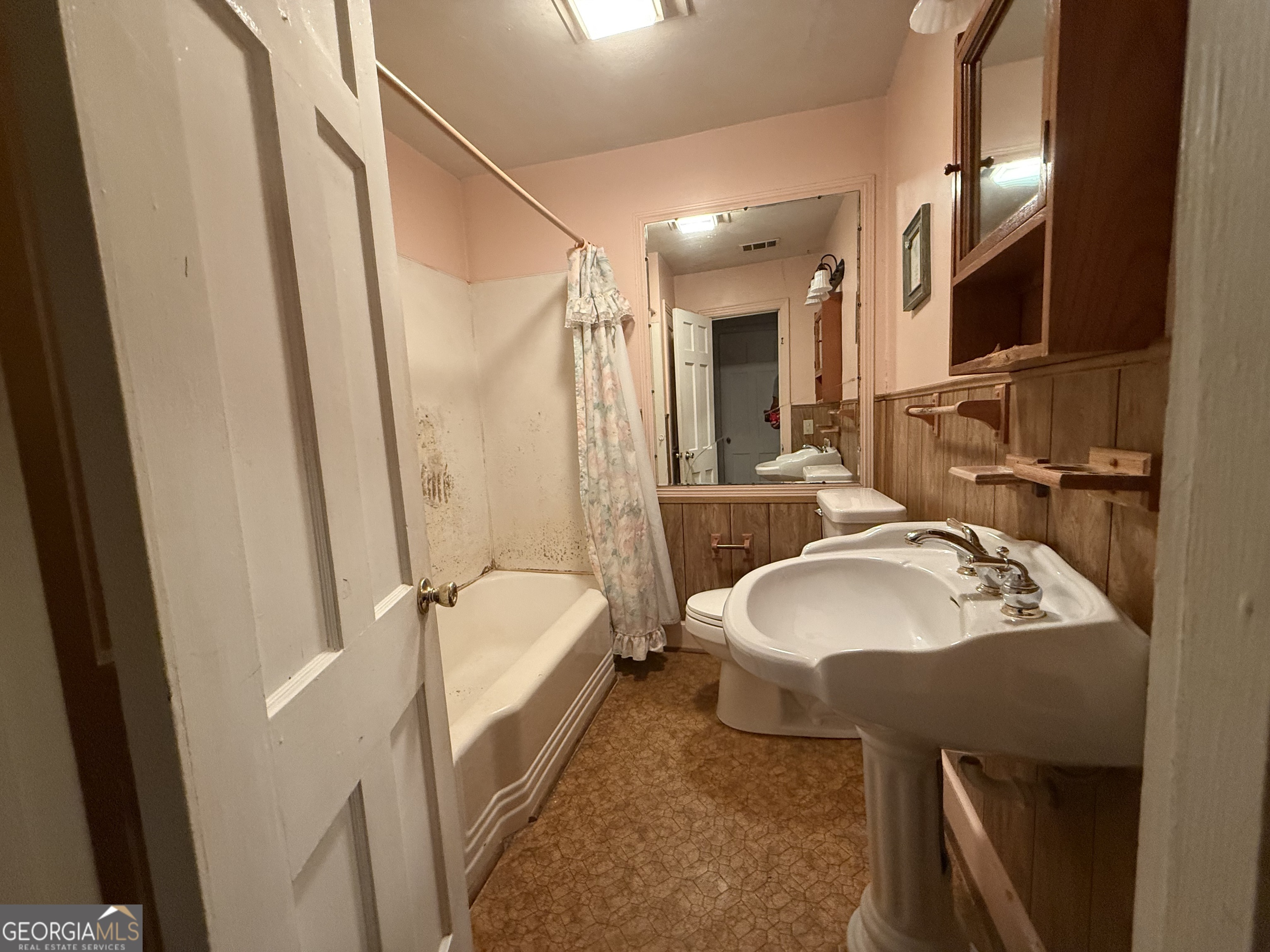 1268 Woodland Road NE Conyers GA 30012
