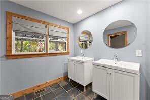 773 Shorewood Circle Toccoa GA 30577