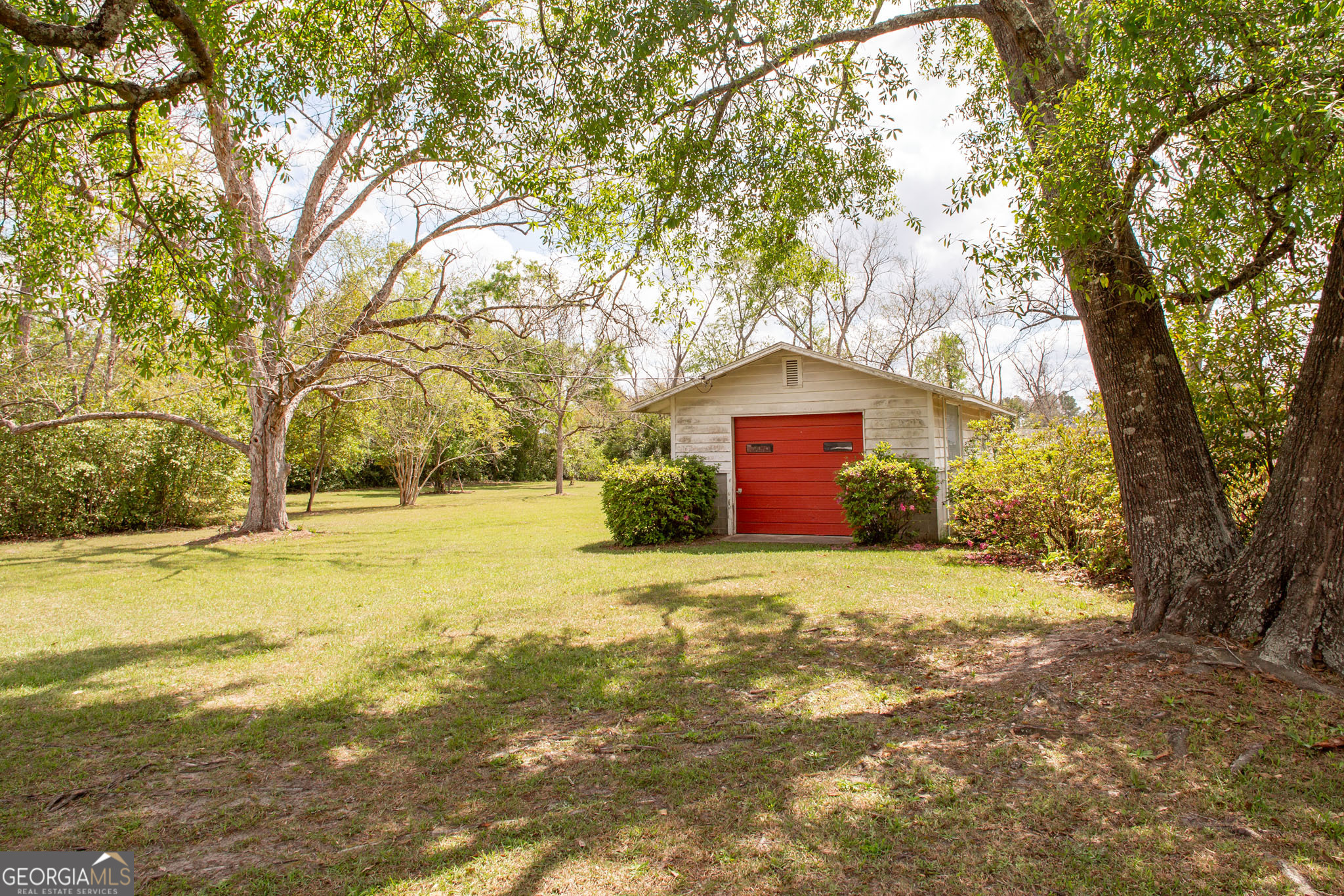 221 Marion Street Blackshear GA 31516