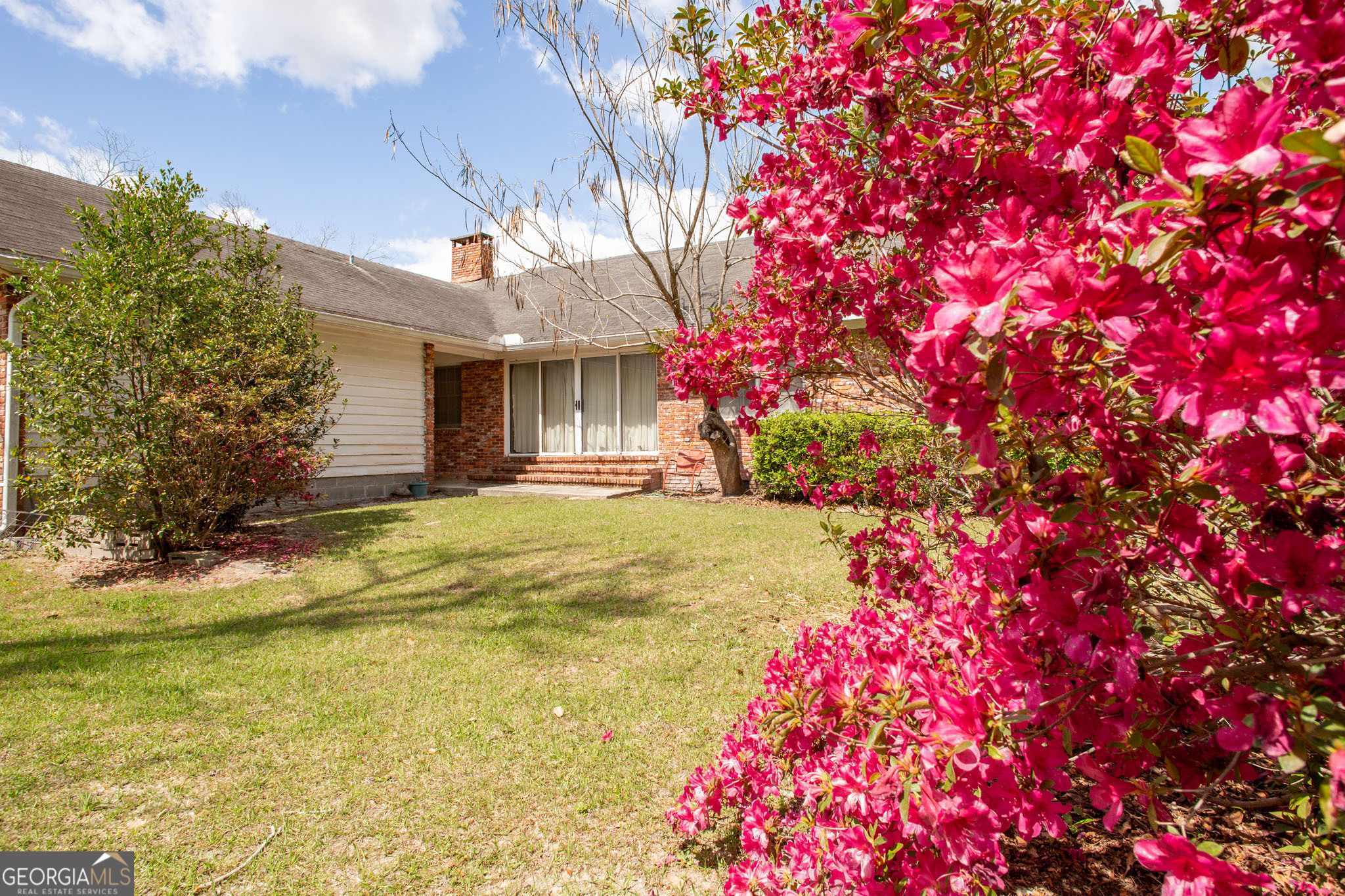 221 Marion Street Blackshear GA 31516