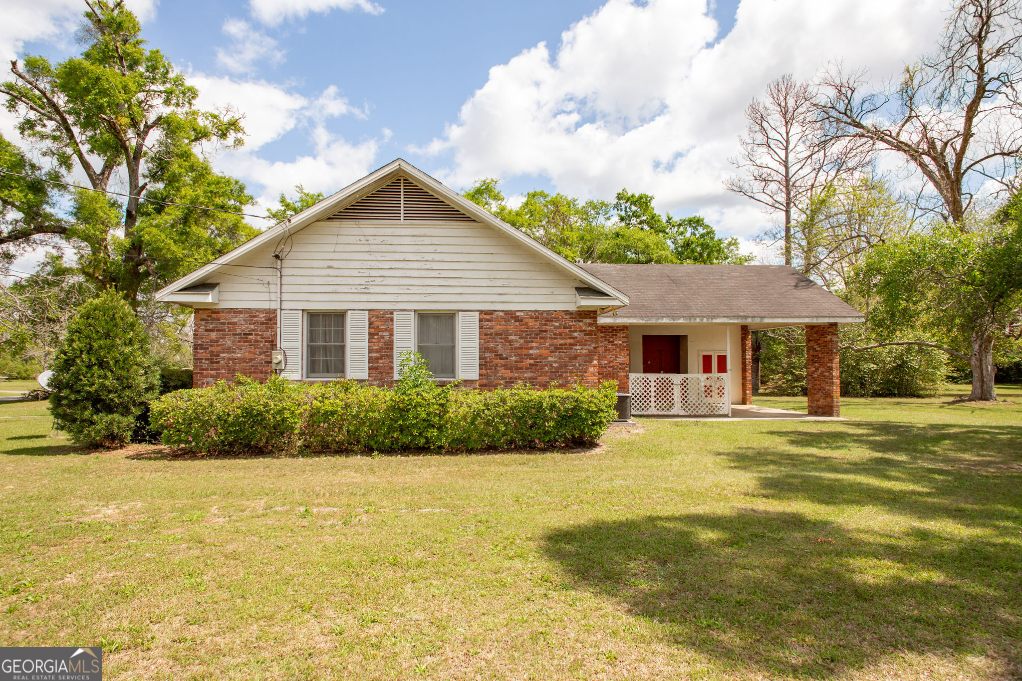 221 Marion Street Blackshear GA 31516