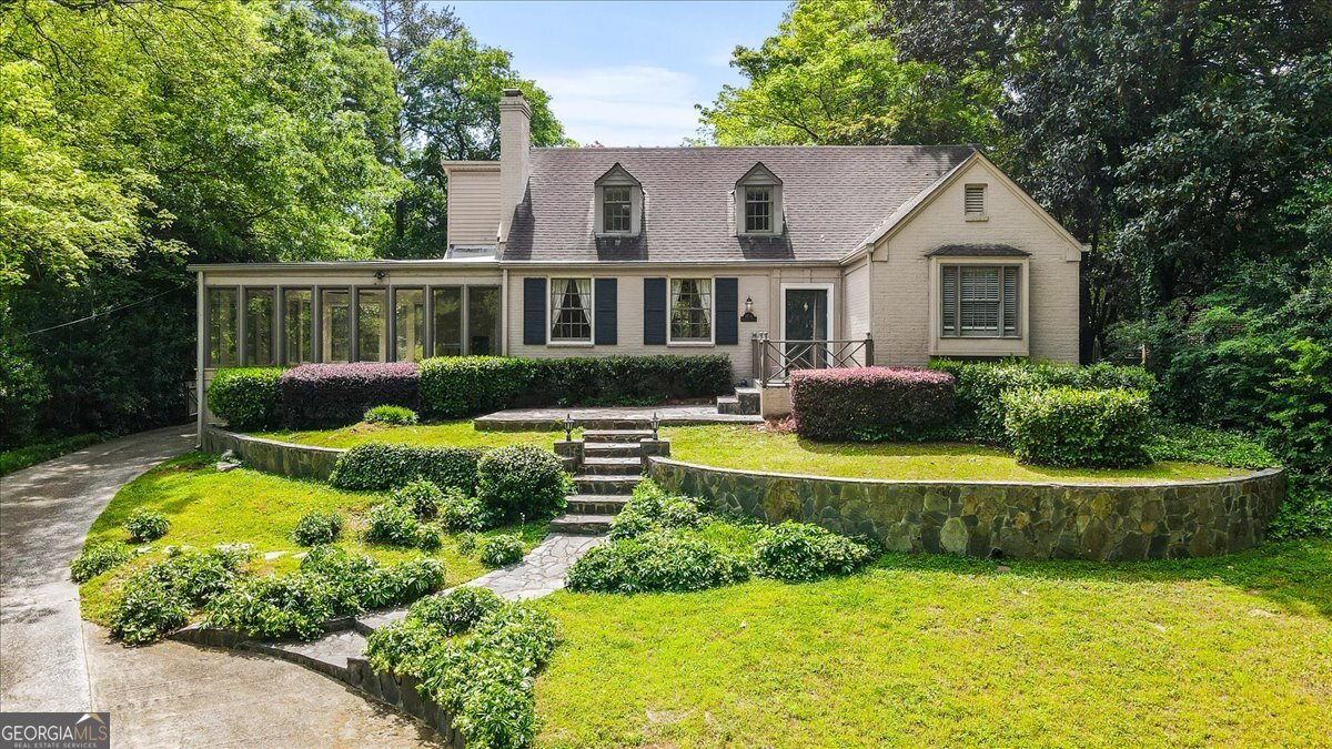 2039 Springlake Drive NW Atlanta GA 30305
