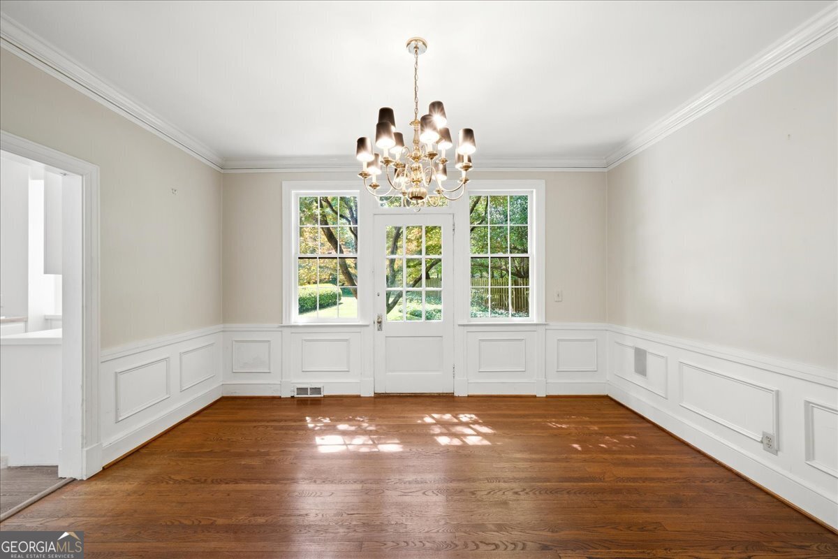 2039 Springlake Drive NW Atlanta GA 30305