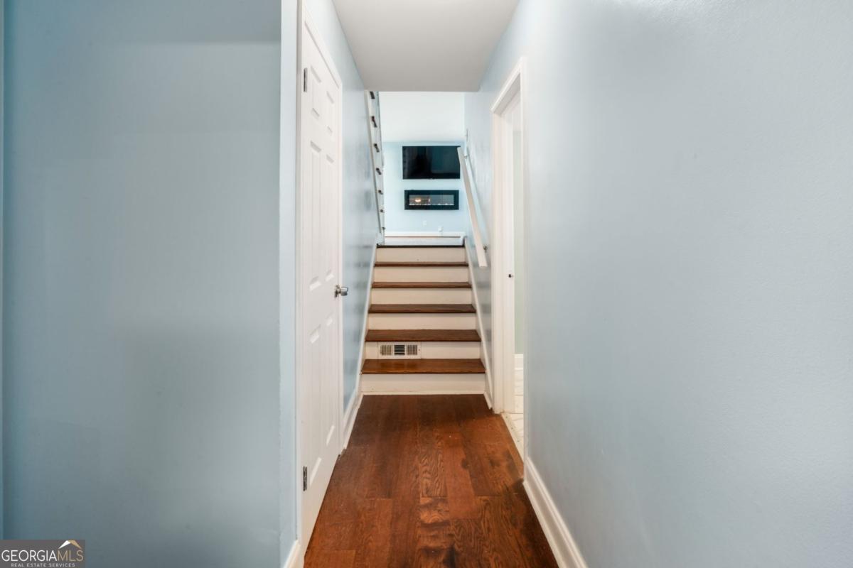 1918 Valley Ridge Drive SW Atlanta GA 30331