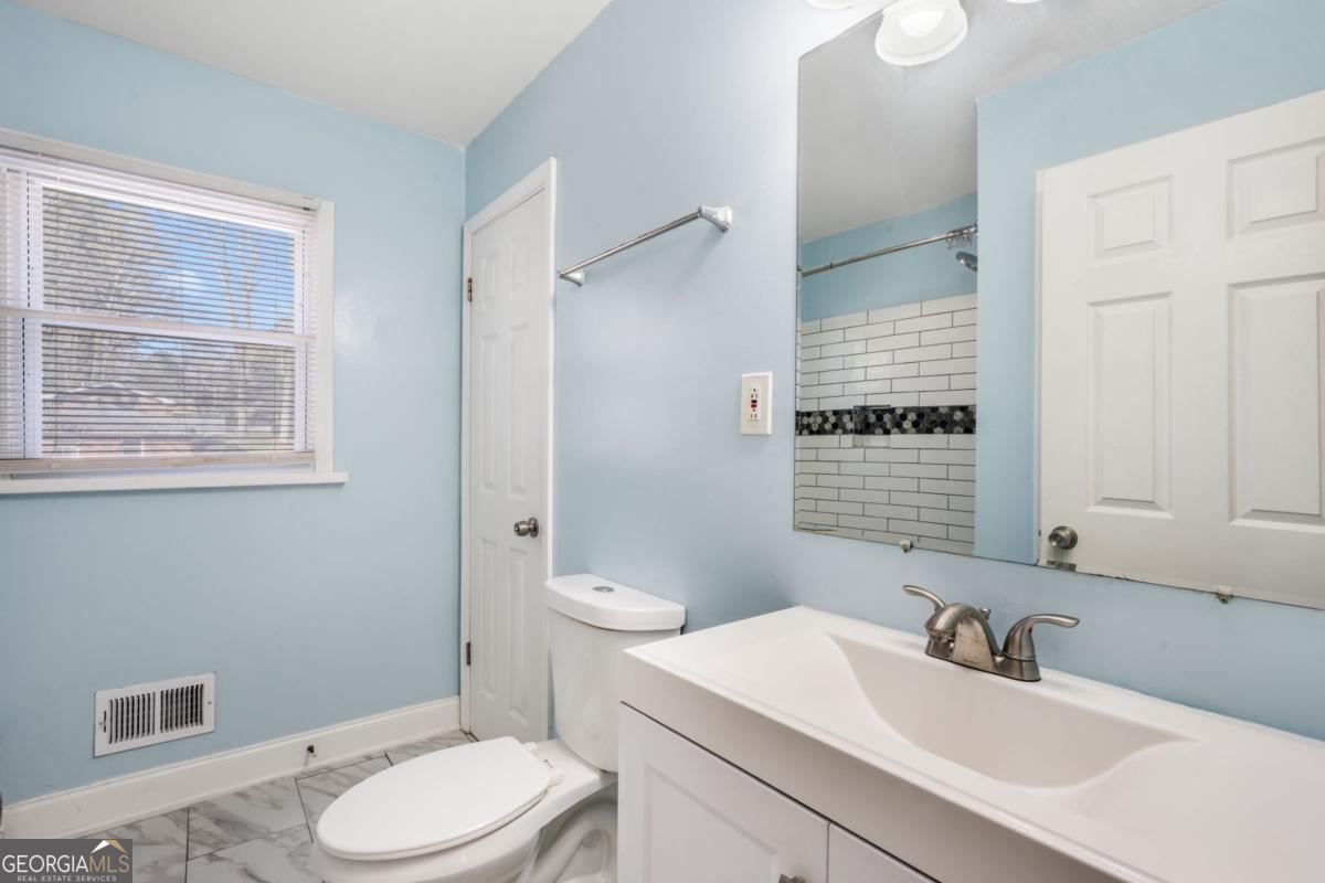 1918 Valley Ridge Drive SW Atlanta GA 30331