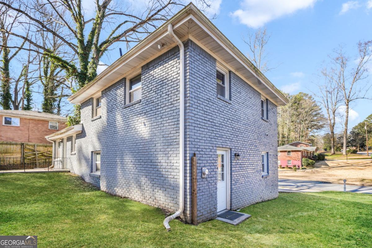 1918 Valley Ridge Drive SW Atlanta GA 30331
