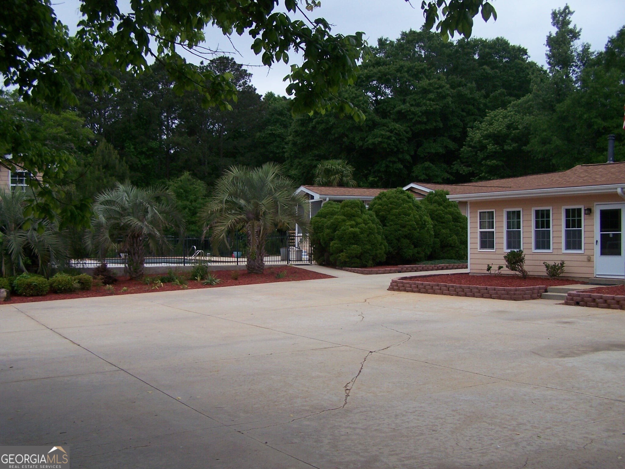 1844 Peeksville Road Locust Grove GA 30248