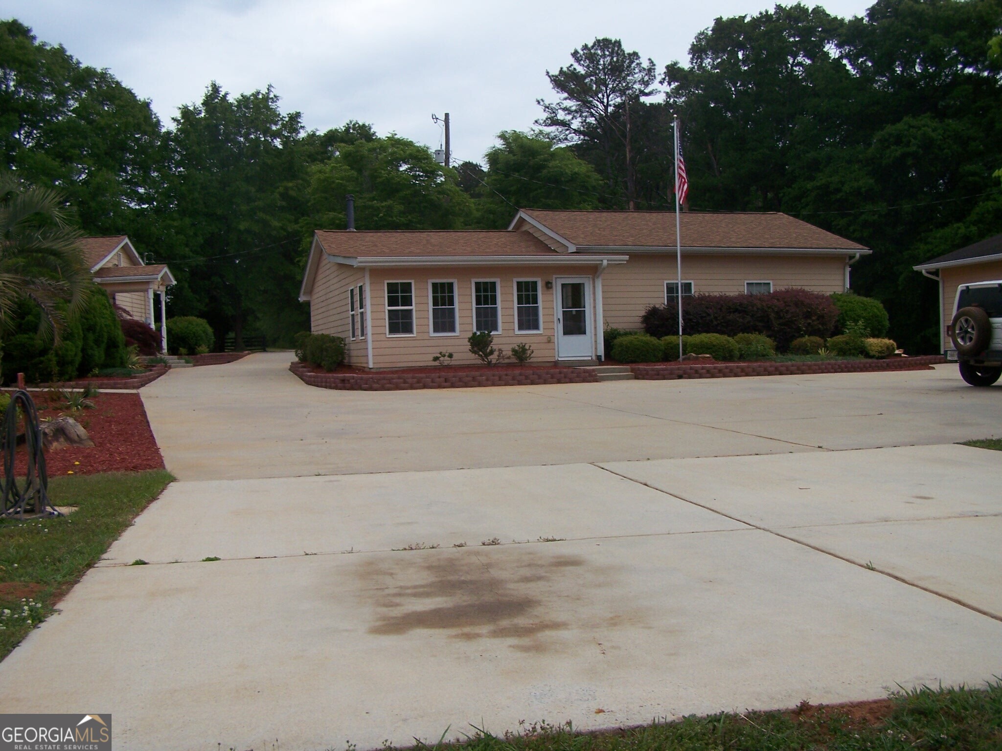 1844 Peeksville Road Locust Grove GA 30248