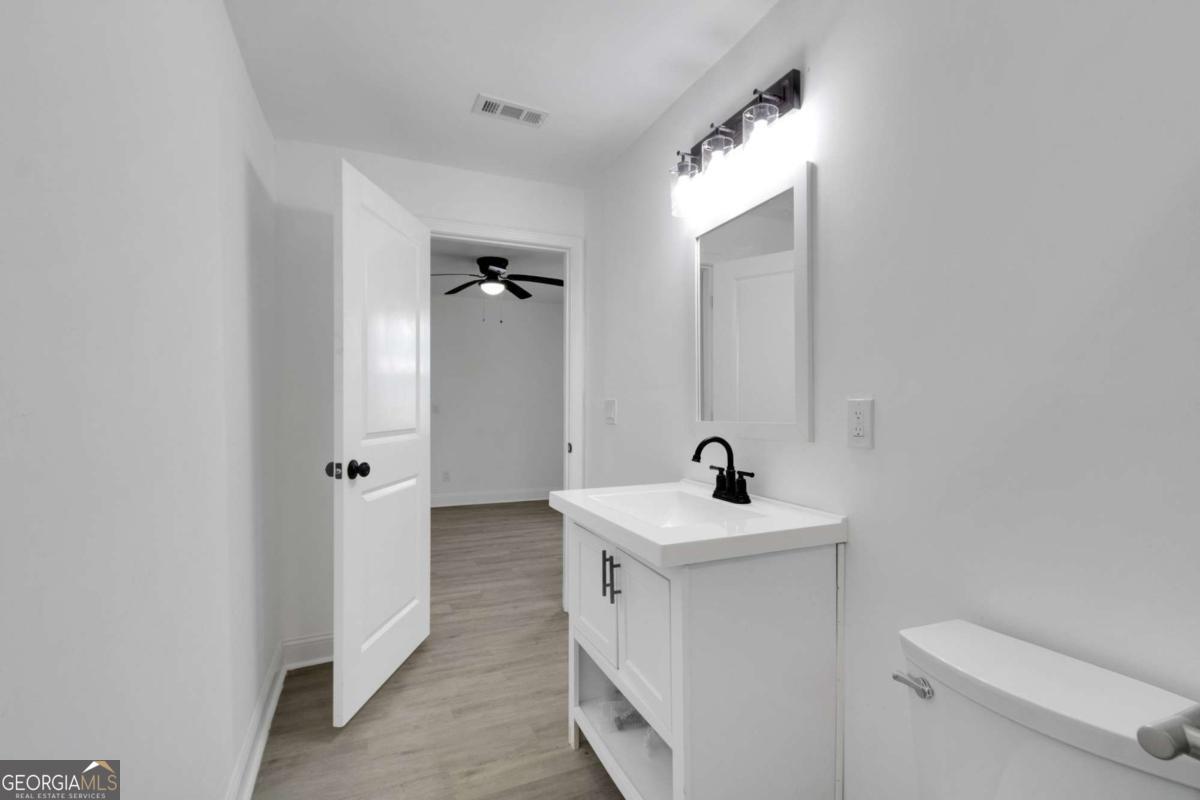 1318 Graymont Drive SW Atlanta GA 30310