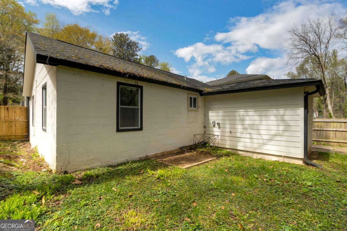 1318 Graymont Drive SW Atlanta GA 30310