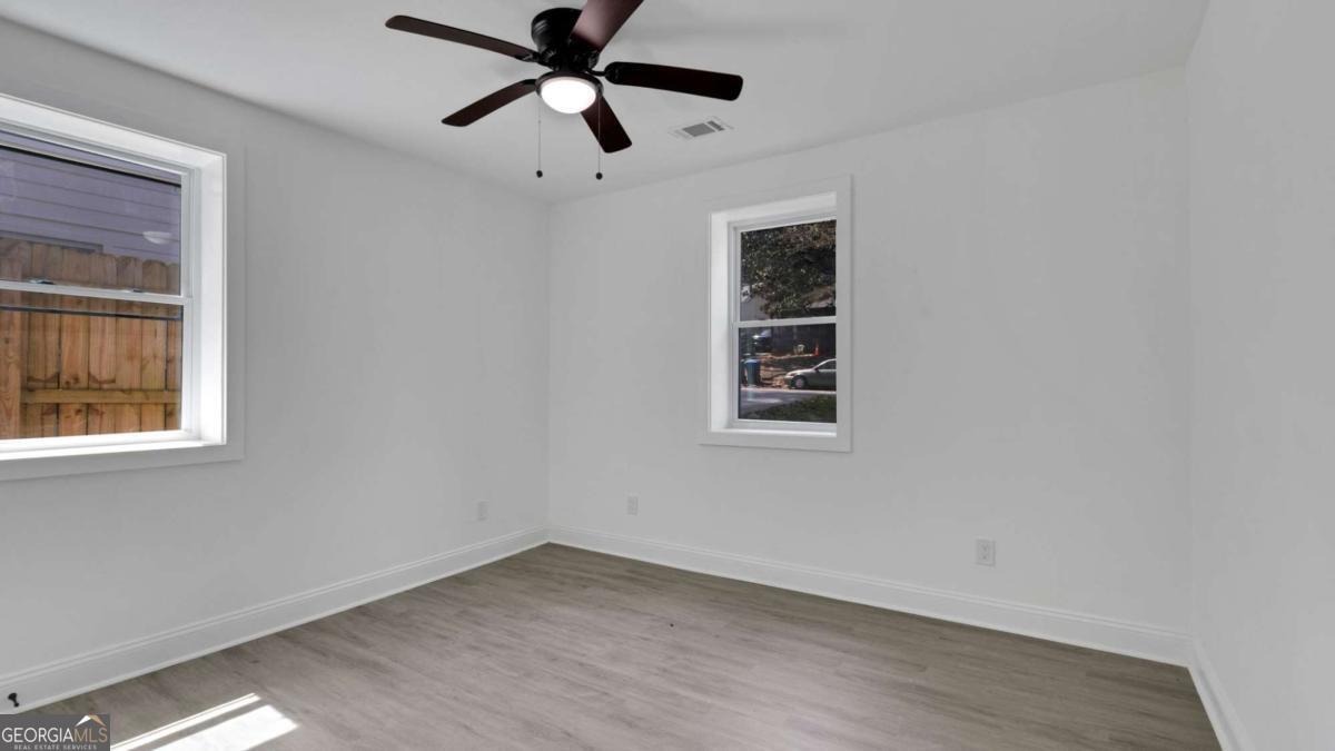 1318 Graymont Drive SW Atlanta GA 30310