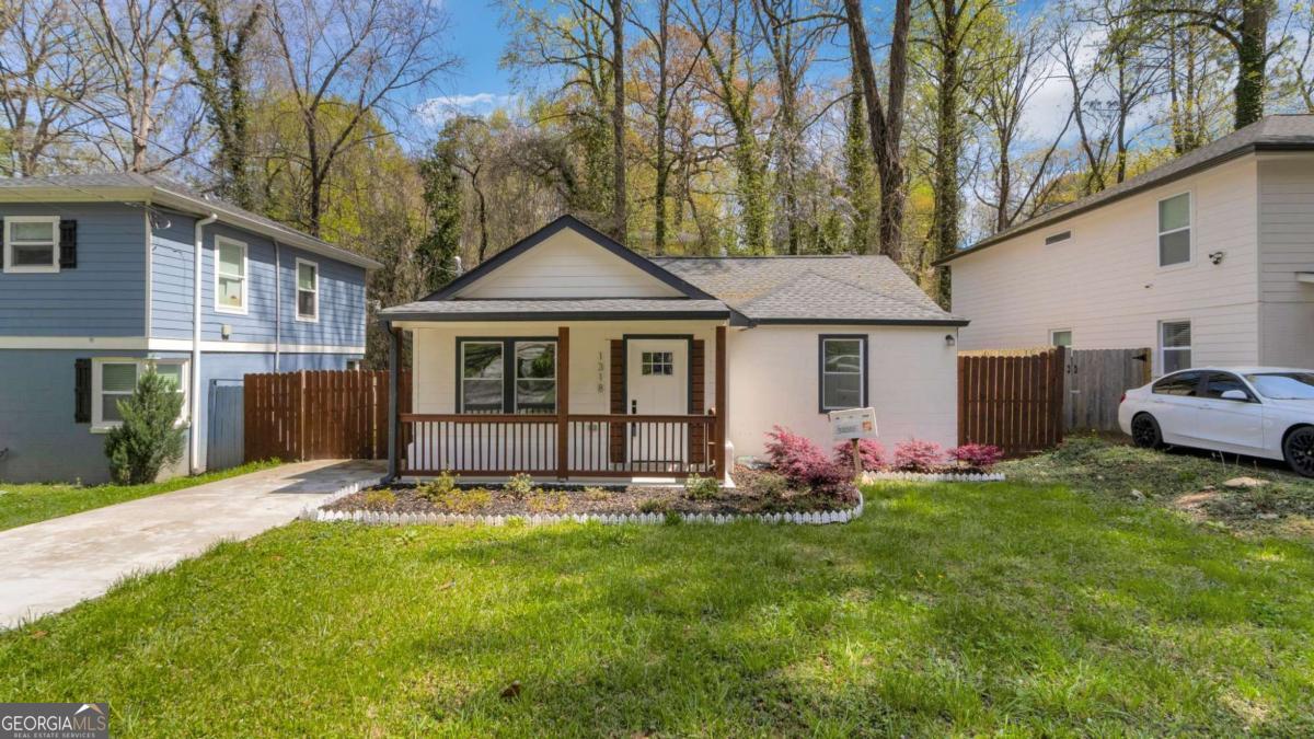 1318 Graymont Drive SW Atlanta GA 30310