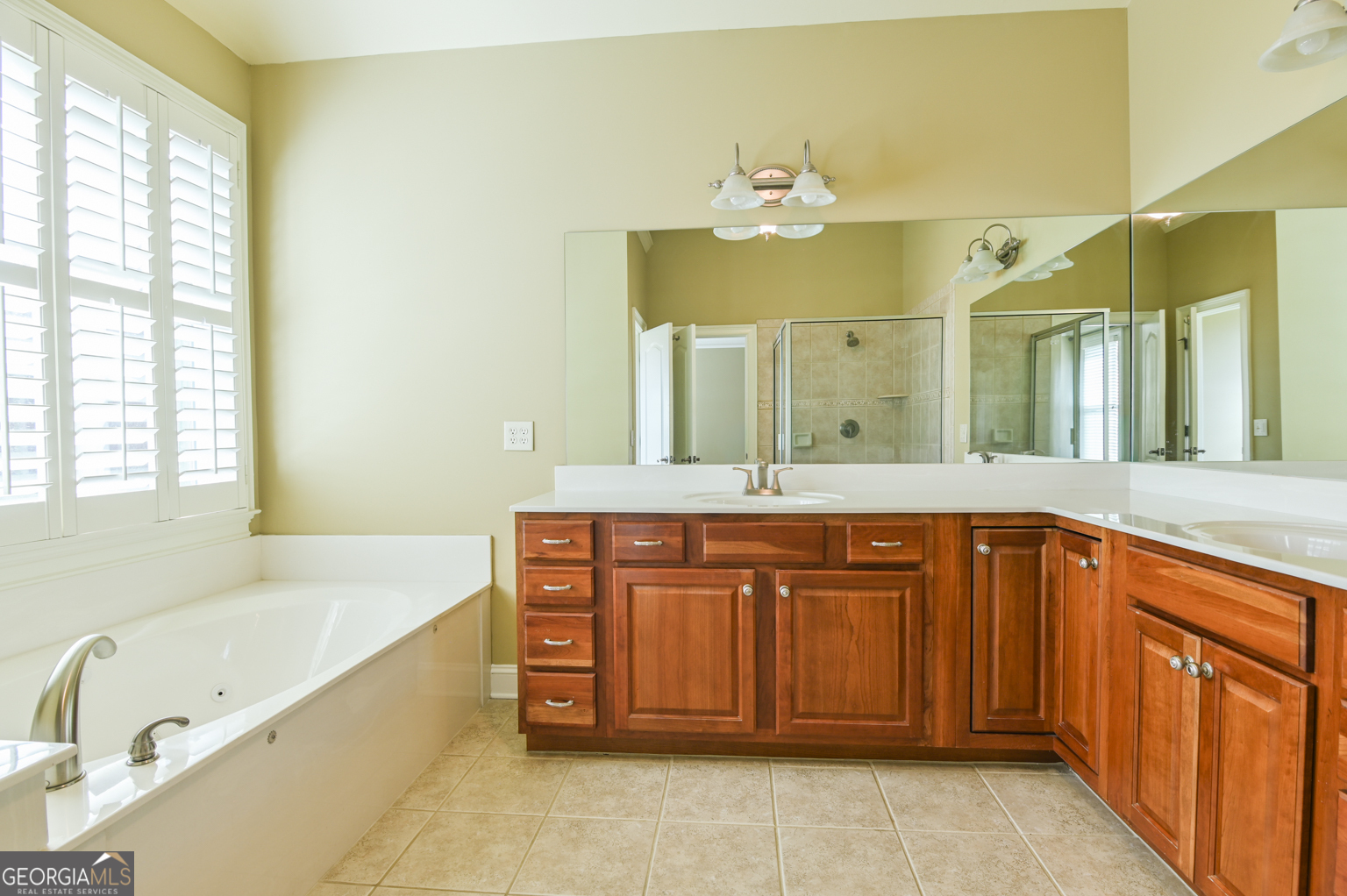558 Sterling Water Drive Monroe GA 30655
