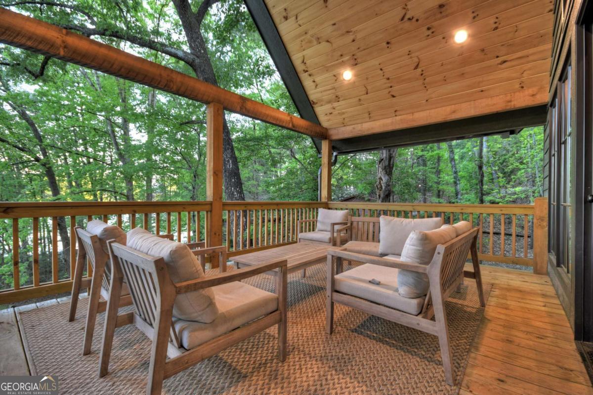 143 Heritage Point Morganton GA 30560
