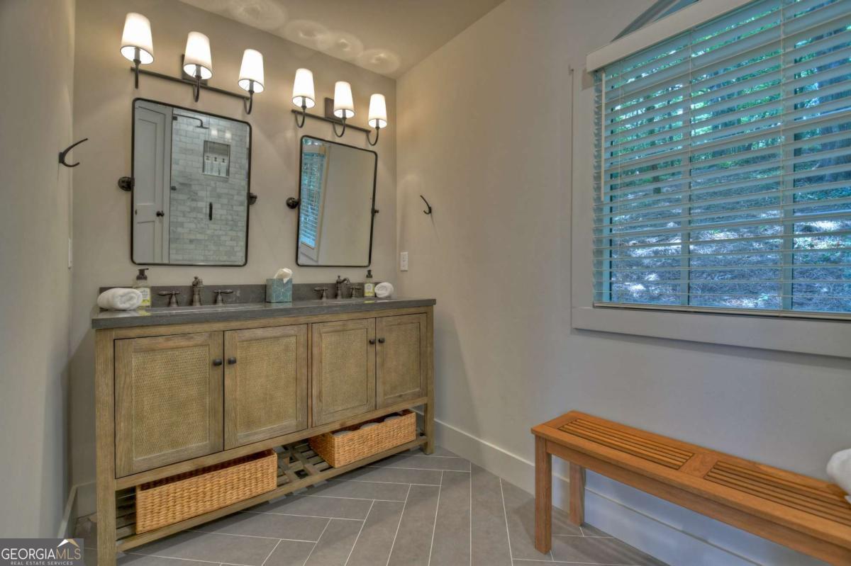 143 Heritage Point Morganton GA 30560