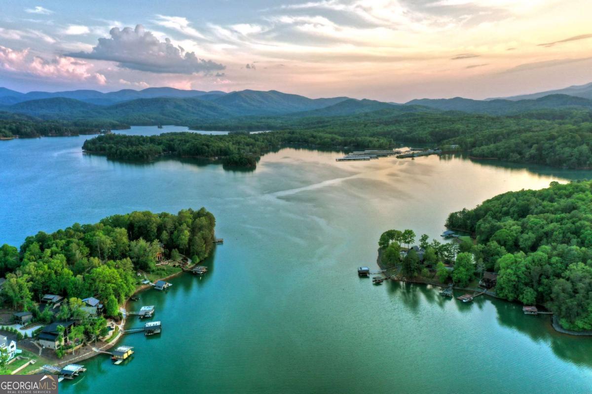 143 Heritage Point Morganton GA 30560