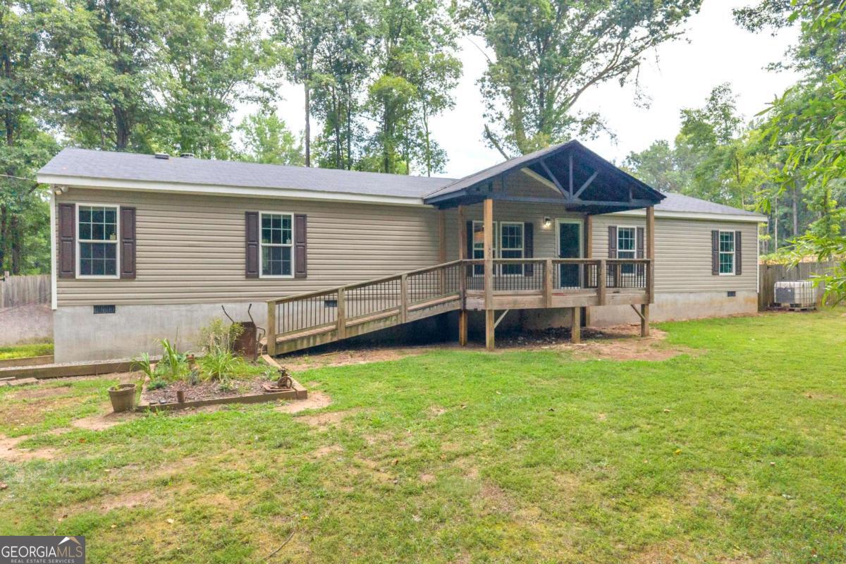 81 Jarrett Lane Gillsville GA 30543