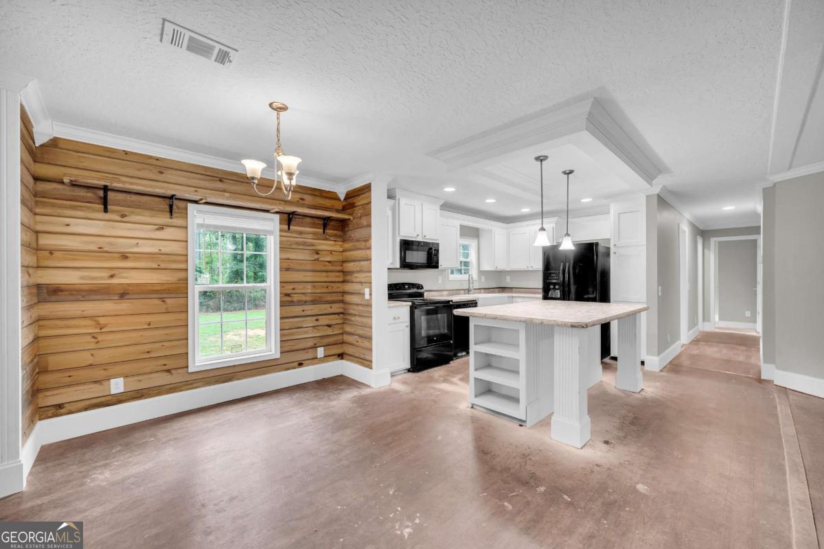81 Jarrett Lane Gillsville GA 30543