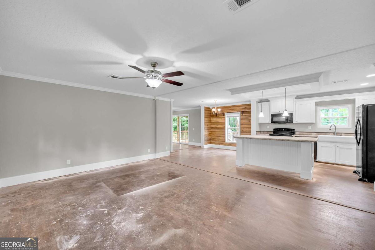 81 Jarrett Lane Gillsville GA 30543