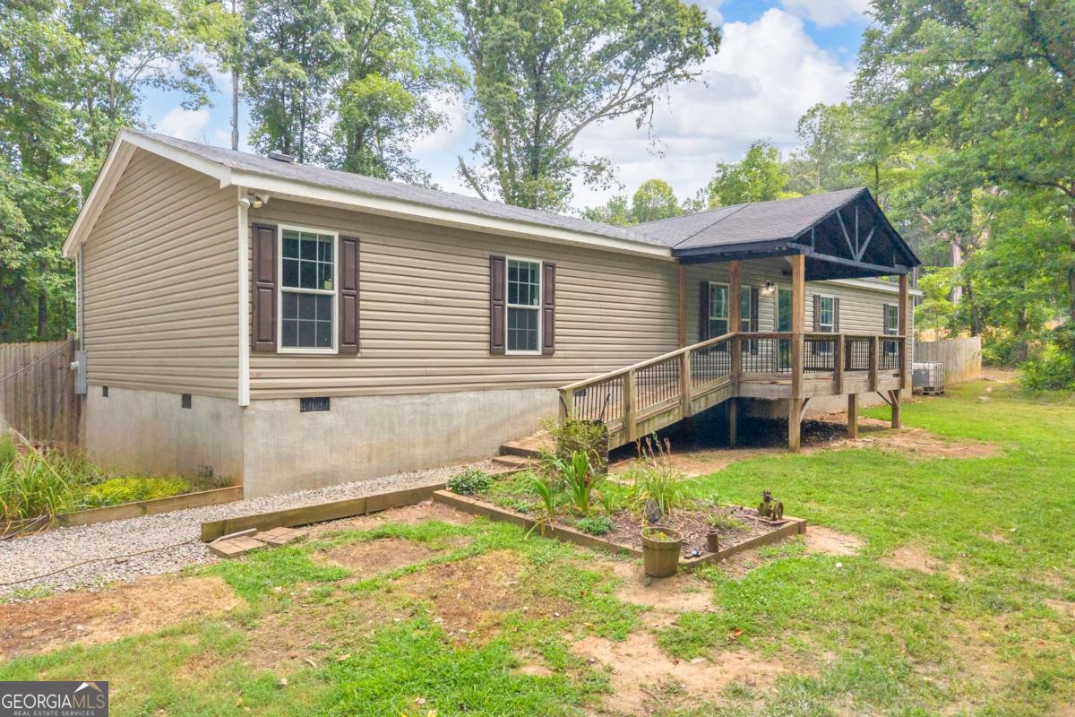 81 Jarrett Lane Gillsville GA 30543