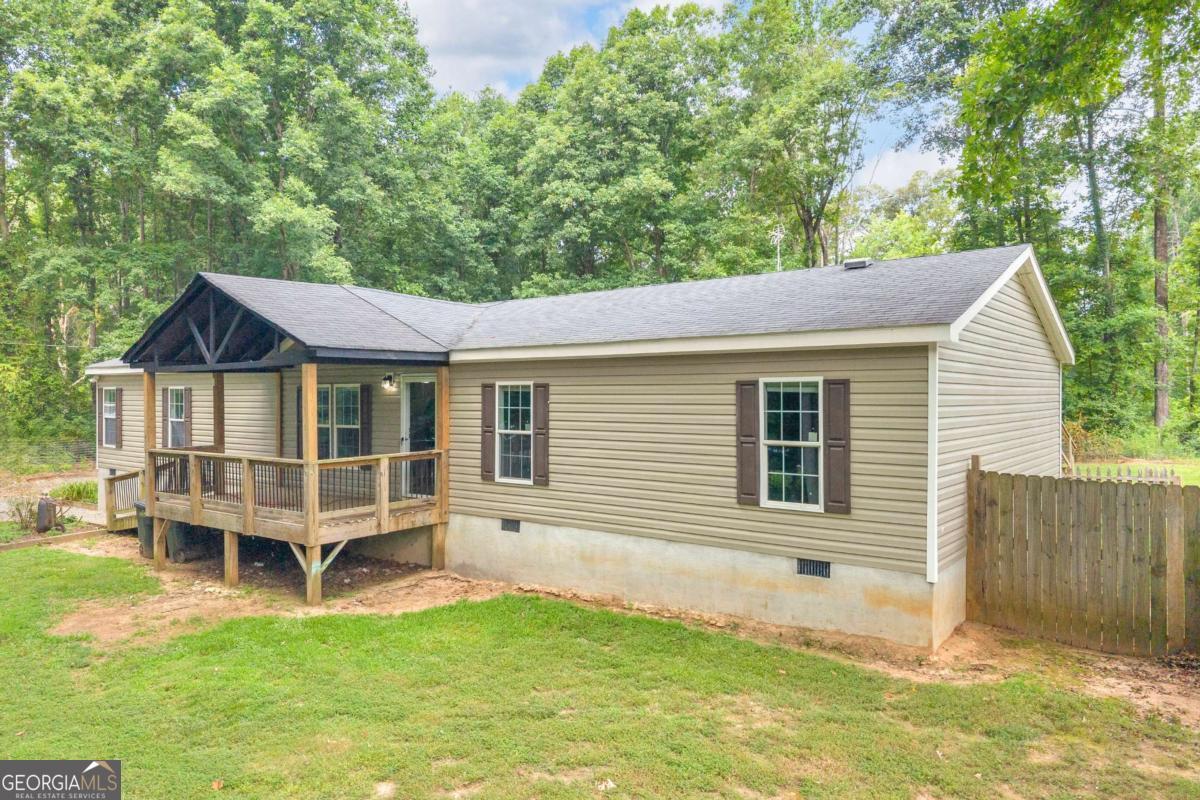 81 Jarrett Lane Gillsville GA 30543