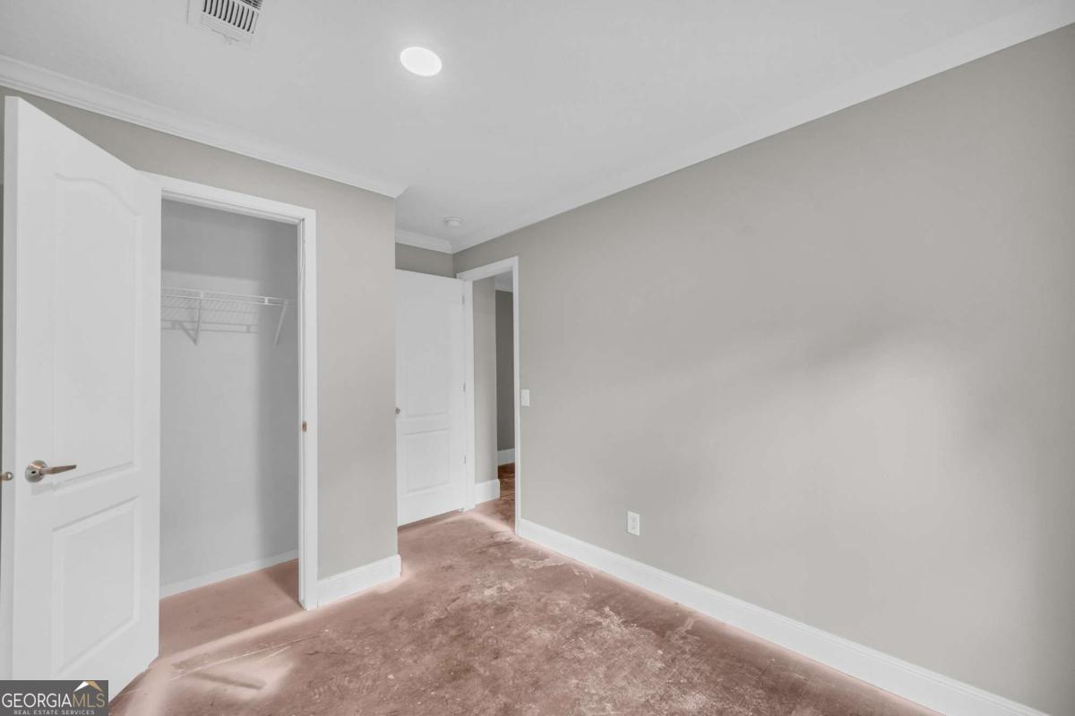 81 Jarrett Lane Gillsville GA 30543