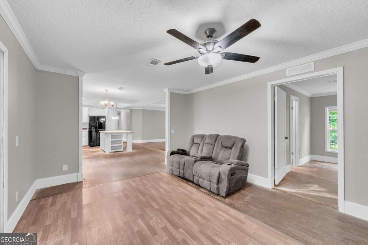 81 Jarrett Lane Gillsville GA 30543