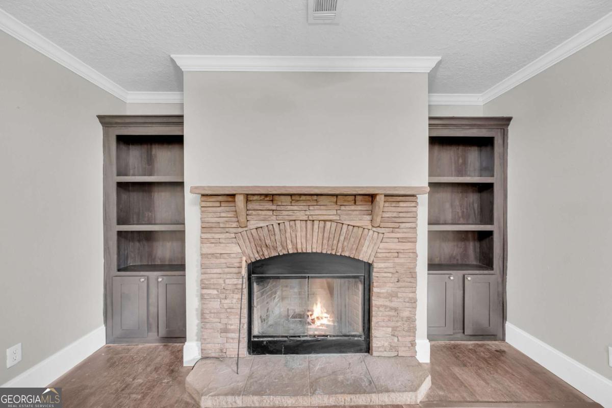 81 Jarrett Lane Gillsville GA 30543