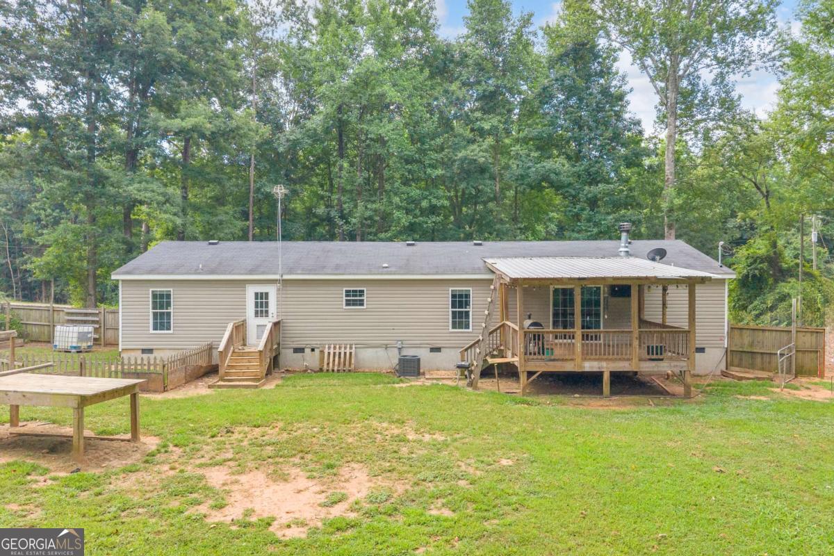 81 Jarrett Lane Gillsville GA 30543