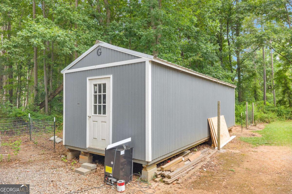 81 Jarrett Lane Gillsville GA 30543