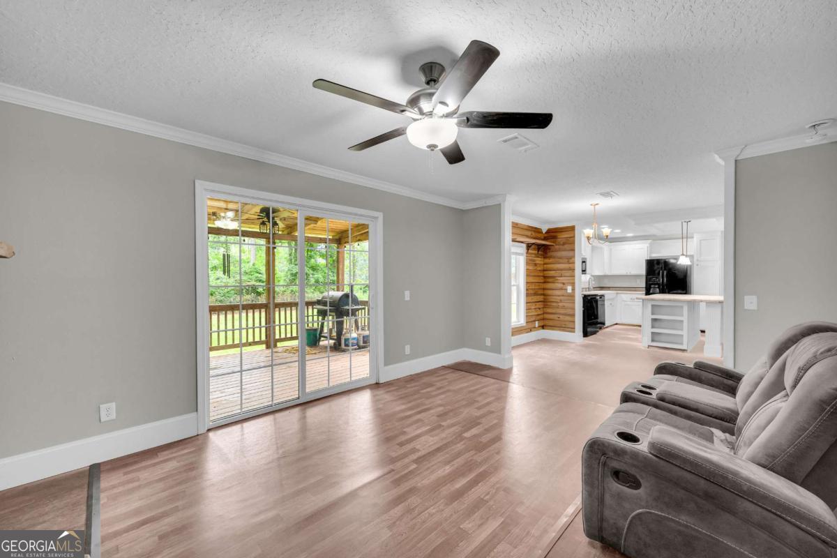 81 Jarrett Lane Gillsville GA 30543