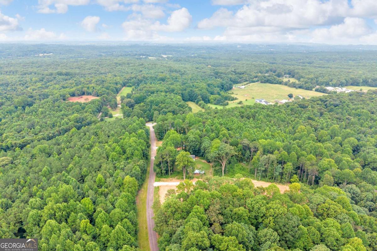 81 Jarrett Lane Gillsville GA 30543