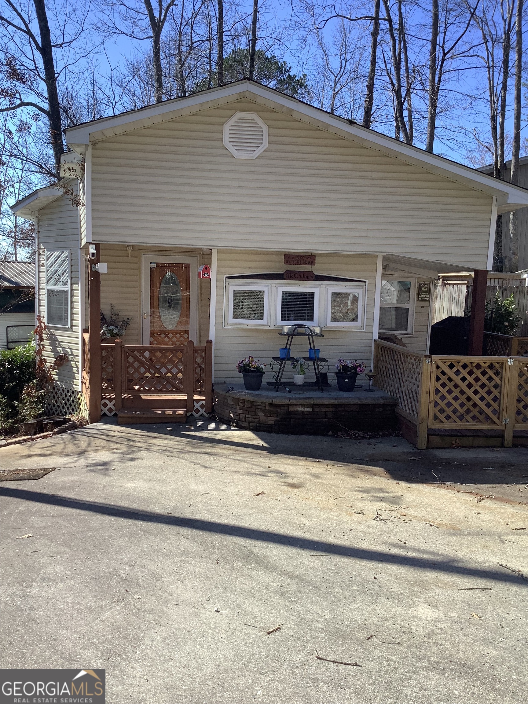 32 Yogi Bear Boulevard Cleveland GA 30528