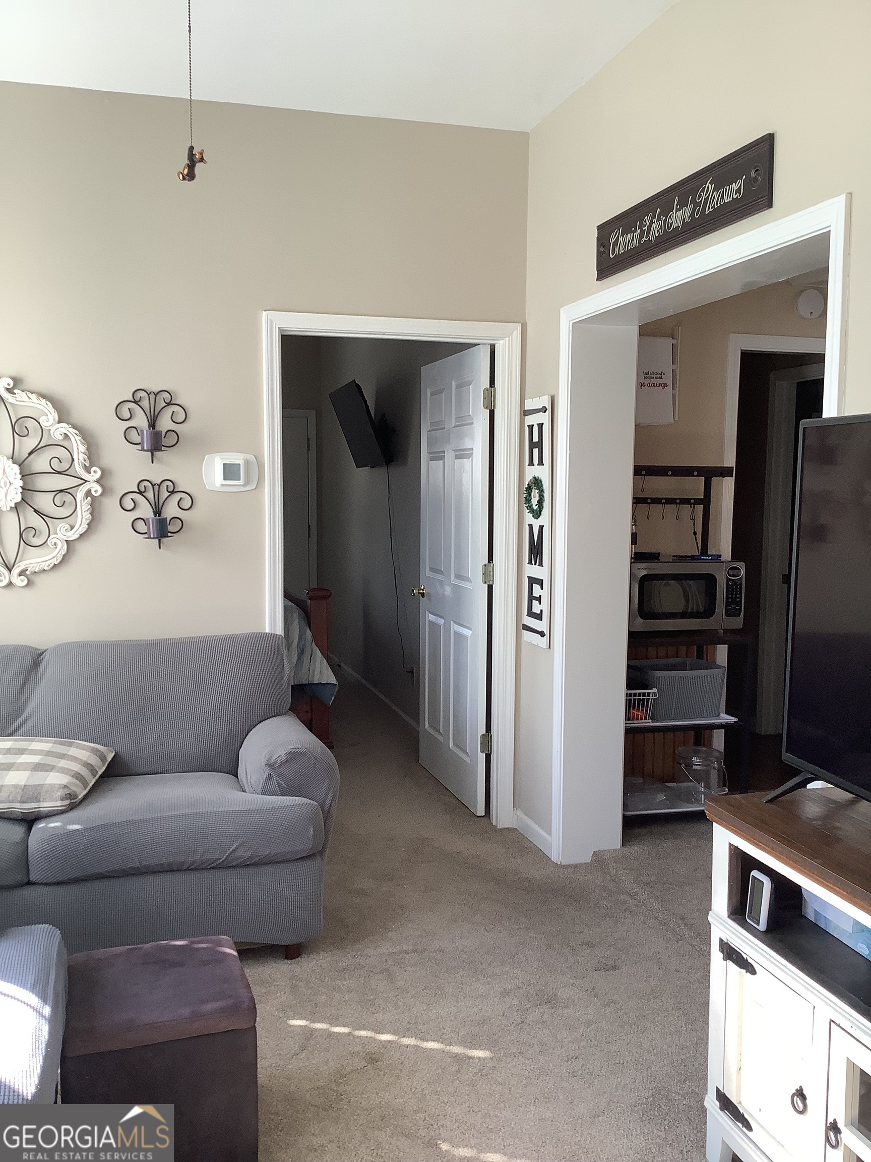 32 Yogi Bear Boulevard Cleveland GA 30528