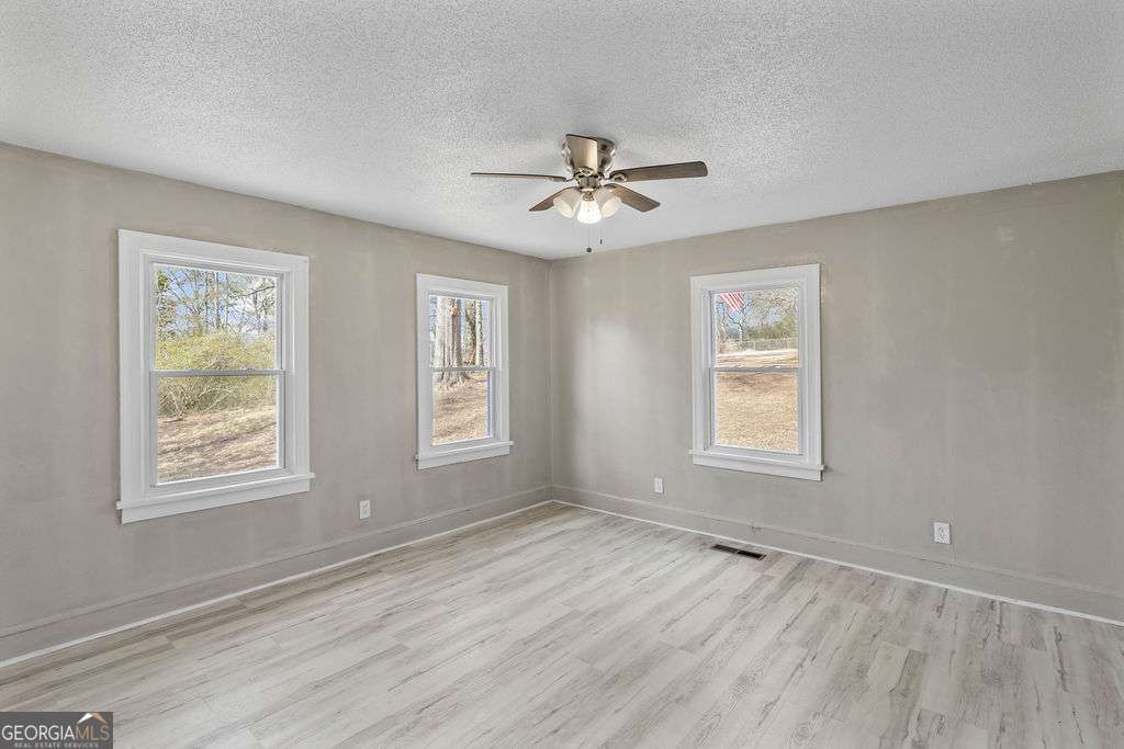 40 Clervue Circle NE Rome GA 30161