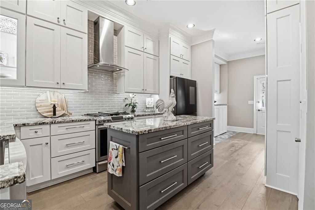 8630 Parker Place Roswell GA 30076